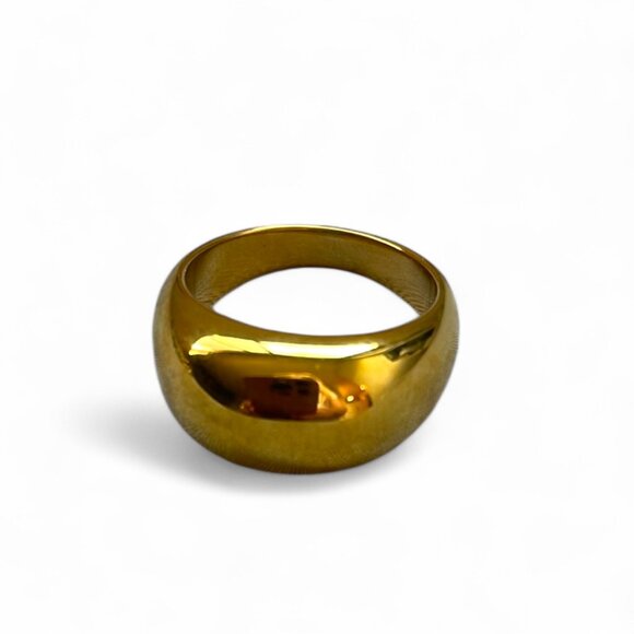 Chunky 14 K Gold Plated Dome Ring Size 7 - Picture 1 of 7